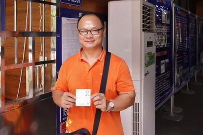 廣西高校首創 校內火車票代售點暨簽證代辦服務