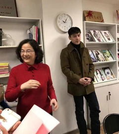 路人鏡頭下的明星 胡歌害羞，迪麗熱巴皮膚超好，入境旅游業務新風尚